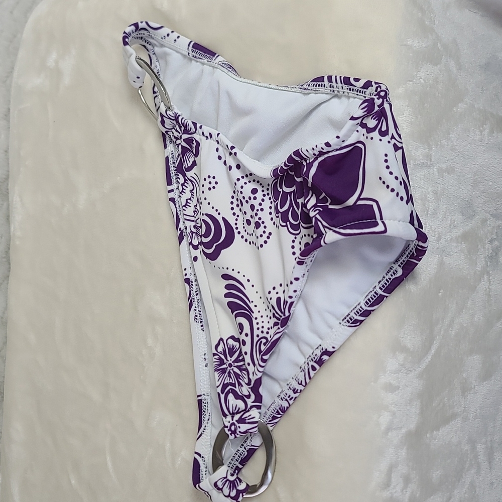 Xhilaration purple & white floral bikini bottom.